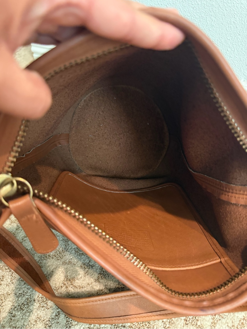 COACH 90’s Vintage Duffle in British Tan EXCELLENT - Picture 8 of 16